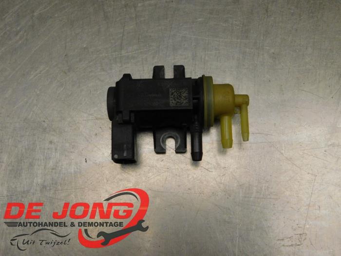 Usagé Régulateur pression turbo Volkswagen Polo V (6R) 1.4 TDI Prix € 12,99 Règlement à la marge proposé par Autodemontagebedrijf de Jong