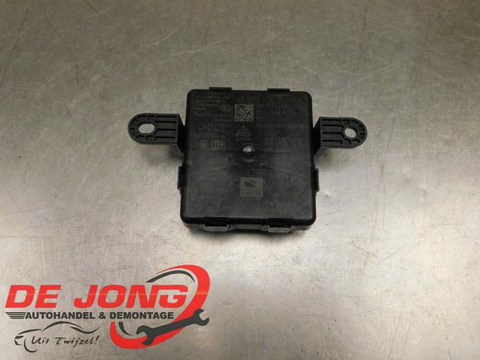 Używane Modul keyless vehicle Audi Q4 (F4B) 40 e-tron 77 kWh Cena € 34,99 Procedura marży oferowane przez Autodemontagebedrijf de Jong