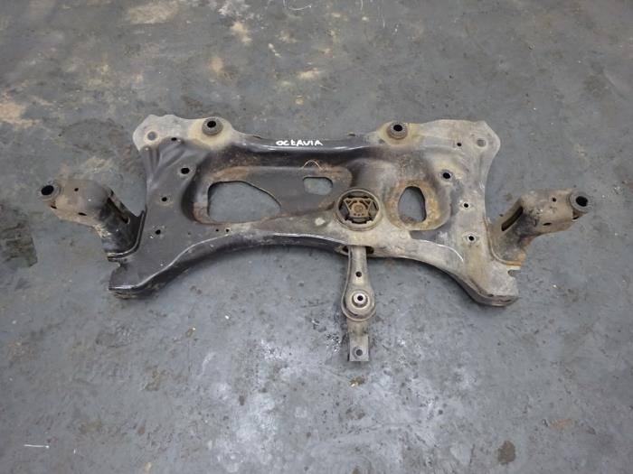 Used Subframe Skoda Octavia Combi (5EAC) 1.6 TDI 16V Price € 39,95 Margin scheme offered by Autodemontagebedrijf de Jong