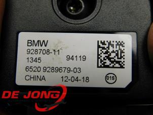 Antenn från en BMW X6 (F16) M50d 3.0 24V 2018