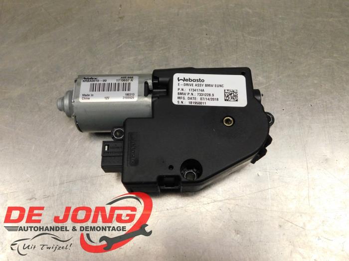 Używane Silnik szyberdachu BMW X6 (F16) M50d 3.0 24V Cena € 34,95 Procedura marży oferowane przez Autodemontagebedrijf de Jong