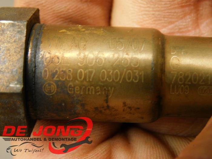 Sonde lambda d'un Audi A6 Avant (C6) 2.0 T FSI 16V 2007