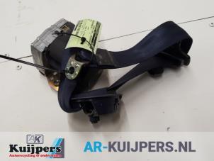 Used Rear seatbelt tensioner, right Audi A6 (C5) 2.5 TDI V6 24V Price € 32,00 Margin scheme offered by Autorecycling Kuijpers