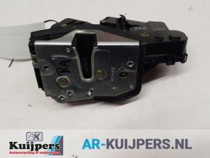 Used Rear door mechanism 4-door, right BMW 3 serie Touring (E46/3) 320d 16V Price € 15,00 Margin scheme offered by Autorecycling Kuijpers