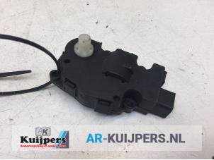 Usagé Clapet chauffage moteur Audi A4 Avant (B8) Prix € 15,00 Règlement à la marge proposé par Autorecycling Kuijpers