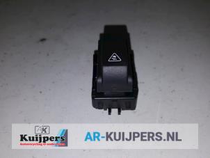 Used ESP switch Renault Megane III Coupe (DZ) 1.9 dCi Price € 10,00 Margin scheme offered by Autorecycling Kuijpers