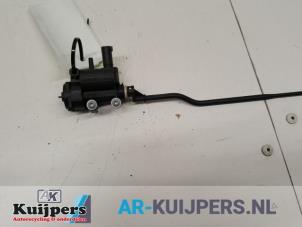 Used Tank flap lock motor BMW 3 serie (E92) 330d 24V Price € 20,00 Margin scheme offered by Autorecycling Kuijpers