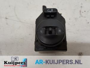 Used Mirror switch Kia Sorento I (JC) 2.5 CRDi 16V Price € 10,00 Margin scheme offered by Autorecycling Kuijpers