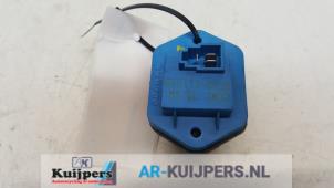 Used Heater resistor Kia Sorento I (JC) 2.5 CRDi 16V Price € 15,00 Margin scheme offered by Autorecycling Kuijpers