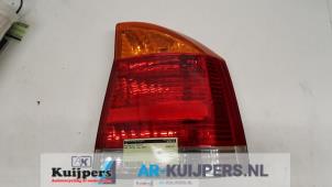 Usagé Feu arrière droit Opel Vectra C 2.2 16V Prix € 15,00 Règlement à la marge proposé par Autorecycling Kuijpers