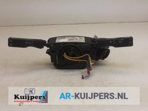 Usados Interruptor combinado columna de dirección Opel Vectra C 1.8 16V Precio € 49,00 Norma de margen ofrecido por Autorecycling Kuijpers