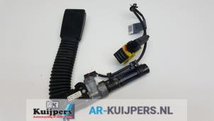 Used Seatbelt tensioner, right BMW 3 serie Touring (E46/3) 318i Price € 24,00 Margin scheme offered by Autorecycling Kuijpers