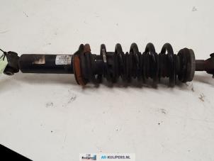 Used Rear shock absorber, right Peugeot 407 SW (6E) 2.0 HDiF 16V Price € 25,00 Margin scheme offered by Autorecycling Kuijpers