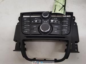 Used Radio control panel Opel Meriva 1.3 CDTI 16V Price € 39,00 Margin scheme offered by Autorecycling Kuijpers