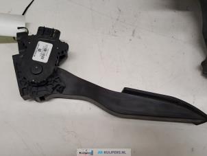 Used Accelerator pedal Opel Meriva 1.3 CDTI 16V Price € 15,00 Margin scheme offered by Autorecycling Kuijpers