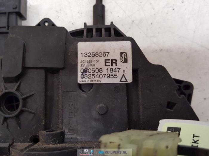JOHNS 55 57 09 Faro Delantero Adecuados Para Opel Corsa D