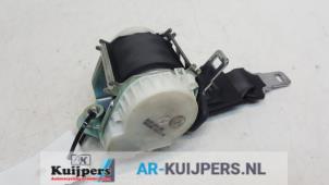 Used Rear seatbelt, centre Renault Clio III Estate/Grandtour (KR) 1.5 dCi 70 Price € 10,00 Margin scheme offered by Autorecycling Kuijpers