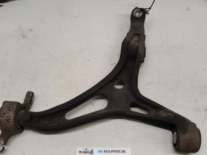 Used Front lower wishbone, left Mercedes ML II (164/4JG) 3.0 ML-320 CDI 4-Matic V6 24V Price € 55,00 Margin scheme offered by Autorecycling Kuijpers