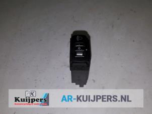 Used AIH headlight switch Mitsubishi Pajero Canvas Top (V6/7) 3.2 DI-D 16V Price € 10,00 Margin scheme offered by Autorecycling Kuijpers