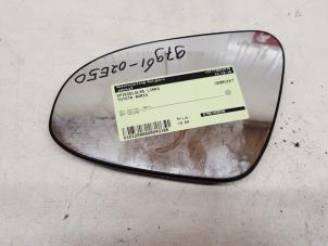 Used Mirror glass, left Toyota Auris (E18) Price € 19,00 Margin scheme offered by Autorecycling Kuijpers