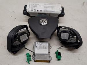 Usagé Kit + module airbag Volkswagen Golf V (1K1) 1.9 TDI Prix € 120,00 Règlement à la marge proposé par Autorecycling Kuijpers