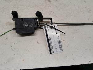 Used Tank flap lock motor BMW 5 serie (E60) 530d 24V Price € 15,00 Margin scheme offered by Autorecycling Kuijpers