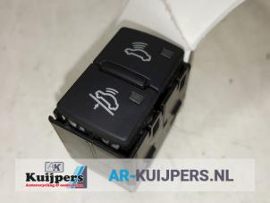 Usagé Commodo Audi Q7 (4LB) 3.0 TDI V6 24V Prix € 15,00 Règlement à la marge proposé par Autorecycling Kuijpers