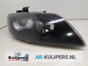 Used Headlight, right Audi Q7 (4LB) 3.0 TDI V6 24V Price € 70,00 Margin scheme offered by Autorecycling Kuijpers