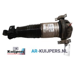 Used Rear shock absorber rod, left Audi Q7 (4LB) 3.0 TDI V6 24V Price € 95,00 Margin scheme offered by Autorecycling Kuijpers