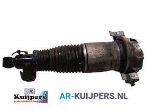 Used Rear shock absorber rod, right Audi Q7 (4LB) 3.0 TDI V6 24V Price € 95,00 Margin scheme offered by Autorecycling Kuijpers