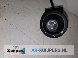 Usagé Commande Rétroviseurs Ford Fiesta 6 (JA8) 1.25 16V Prix € 10,00 Règlement à la marge proposé par Autorecycling Kuijpers