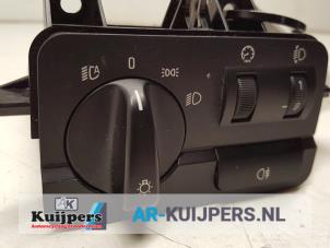 Used Light switch BMW 3 serie Touring (E46/3) 318d 16V Price € 15,00 Margin scheme offered by Autorecycling Kuijpers
