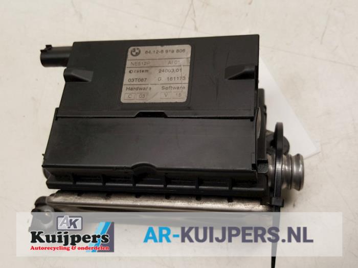 Heater from a BMW 3 serie Touring (E46/3) 318d 16V 2003