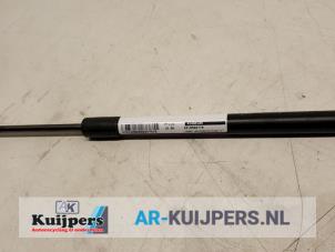 Used Rear gas strut, left Opel Karl 1.0 12V Price € 10,00 Margin scheme offered by Autorecycling Kuijpers