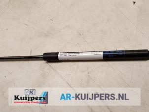 Used Rear gas strut, right Opel Karl 1.0 12V Price € 10,00 Margin scheme offered by Autorecycling Kuijpers