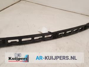 Used Rear bumper component, central Volkswagen Polo V (6R) 1.6 TDI 16V 75 Price € 10,00 Margin scheme offered by Autorecycling Kuijpers