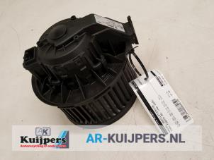 Usagé Moteur de ventilation chauffage Ford Fiesta 6 (JA8) 1.6 16V Sport Prix € 25,00 Règlement à la marge proposé par Autorecycling Kuijpers