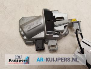 Used Steering box lock Volvo V50 (MW) 2.0 D 16V Price € 55,00 Margin scheme offered by Autorecycling Kuijpers