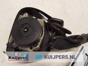 Used Front seatbelt, left BMW 5 serie (E60) 525d 24V Price € 25,00 Margin scheme offered by Autorecycling Kuijpers
