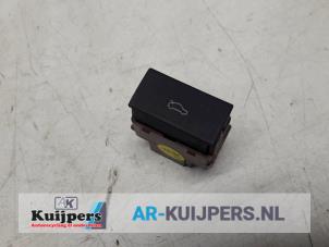 Gebrauchte Schalter Heckklappe Audi A6 (C6) Preis € 12,50 Margenregelung angeboten von Autorecycling Kuijpers