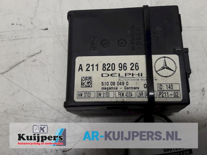 Module alarme d'un Mercedes-Benz E (W211) 2.2 E-220 CDI 16V 2004