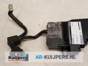Used Fuse box Volkswagen Phaeton (3D) 3.0 V6 TDI 24V 4Motion Price € 30,00 Margin scheme offered by Autorecycling Kuijpers
