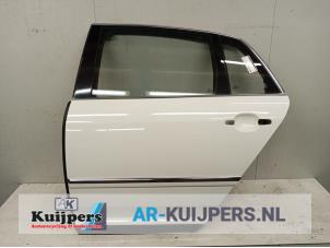 Used Rear door 4-door, left Volkswagen Phaeton (3D) 3.0 V6 TDI 24V 4Motion Price € 200,00 Margin scheme offered by Autorecycling Kuijpers
