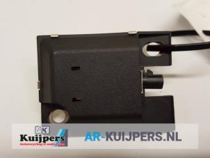 Used Bluetooth antenna Mercedes B (W245,242) 2.0 B-200 16V Turbo Price € 20,00 Margin scheme offered by Autorecycling Kuijpers