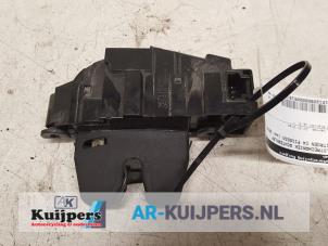 Usagé Serrure de coffre Citroen C4 Picasso (UD/UE/UF) 1.6 16V VTi 120 Prix € 28,00 Règlement à la marge proposé par Autorecycling Kuijpers