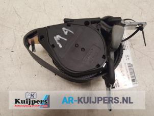 Used Rear seatbelt, centre Renault Clio II Societe (SB) 1.5 dCi 68 Price € 10,00 Margin scheme offered by Autorecycling Kuijpers