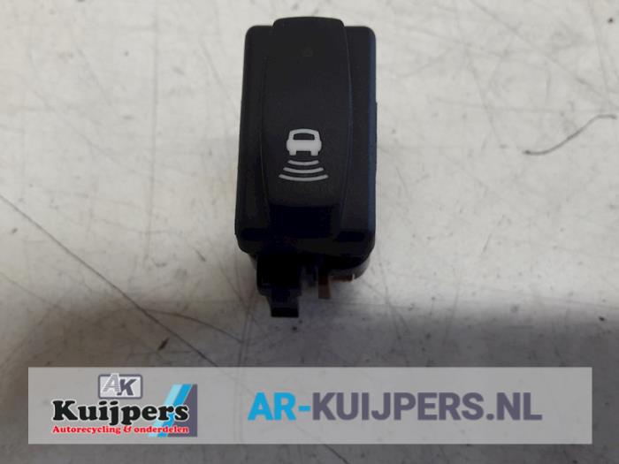 PDC switch from a Renault Espace (JK) 2.2 dCi 16V 2006