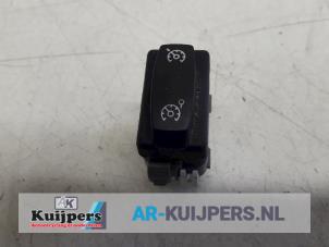 Używane Obsluga tempomatu Renault Espace (JK) 2.2 dCi 16V Cena € 10,00 Procedura marży oferowane przez Autorecycling Kuijpers