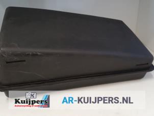 Usagé Boîtier filtre à air Kia Sorento I (JC) 3.3 V6 24V Prix € 14,00 Règlement à la marge proposé par Autorecycling Kuijpers