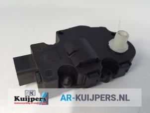 Usagé Clapet chauffage moteur Audi A4 Quattro (B8) 3.2 FSI V6 24V Prix € 15,00 Règlement à la marge proposé par Autorecycling Kuijpers
